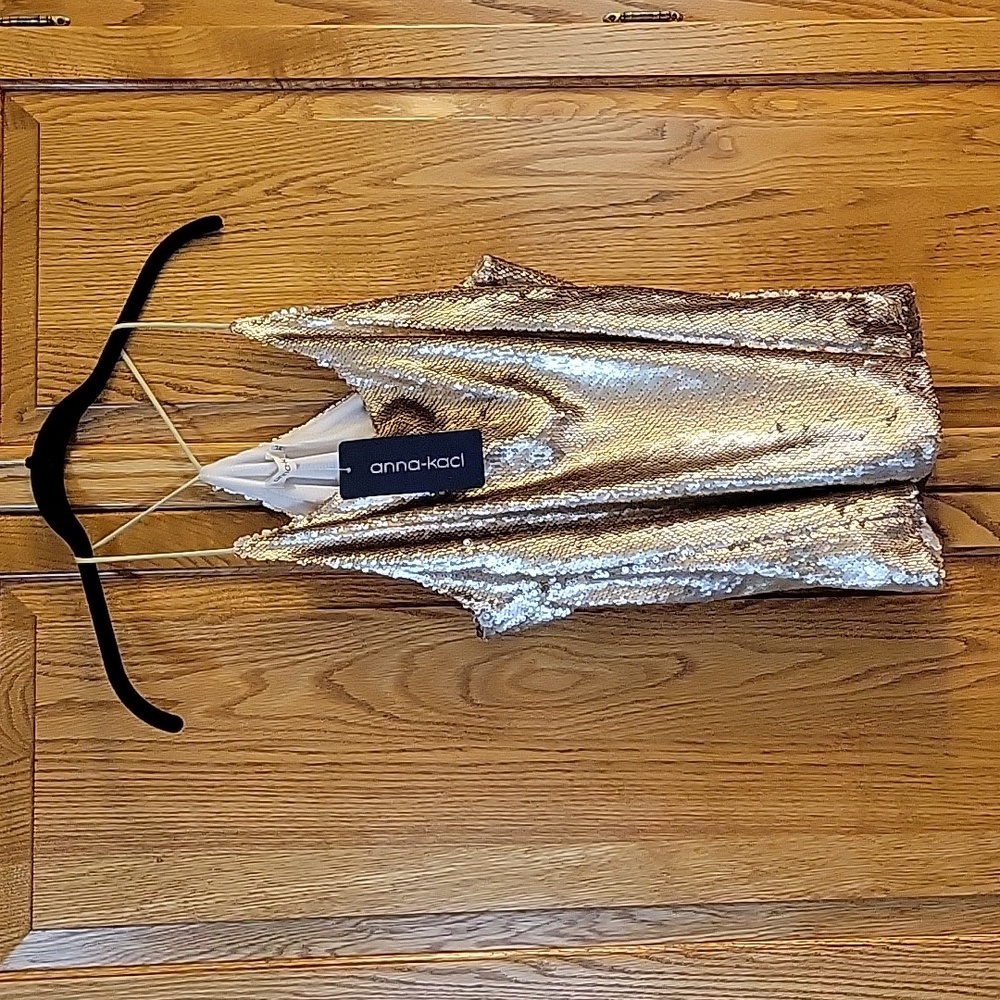 ✨️Closet Cleanout ✨️Ana + Kaci Gold Sequin Cowl Neck Tank Top